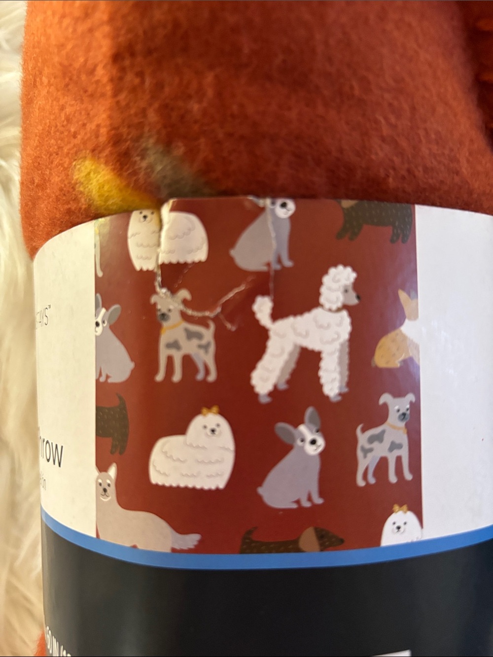NWT Plush Rust Orange Dog Print Throw Blanket 50 X 60 - Picture 2 of 16
